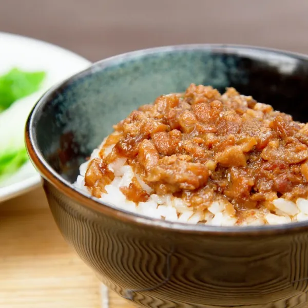 新北市農會真情食品館_度小月-古早味辣味肉燥(300g/罐)